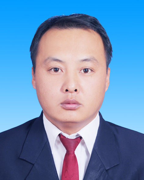 张代全 锡林浩特市财政局党组成员、副局长