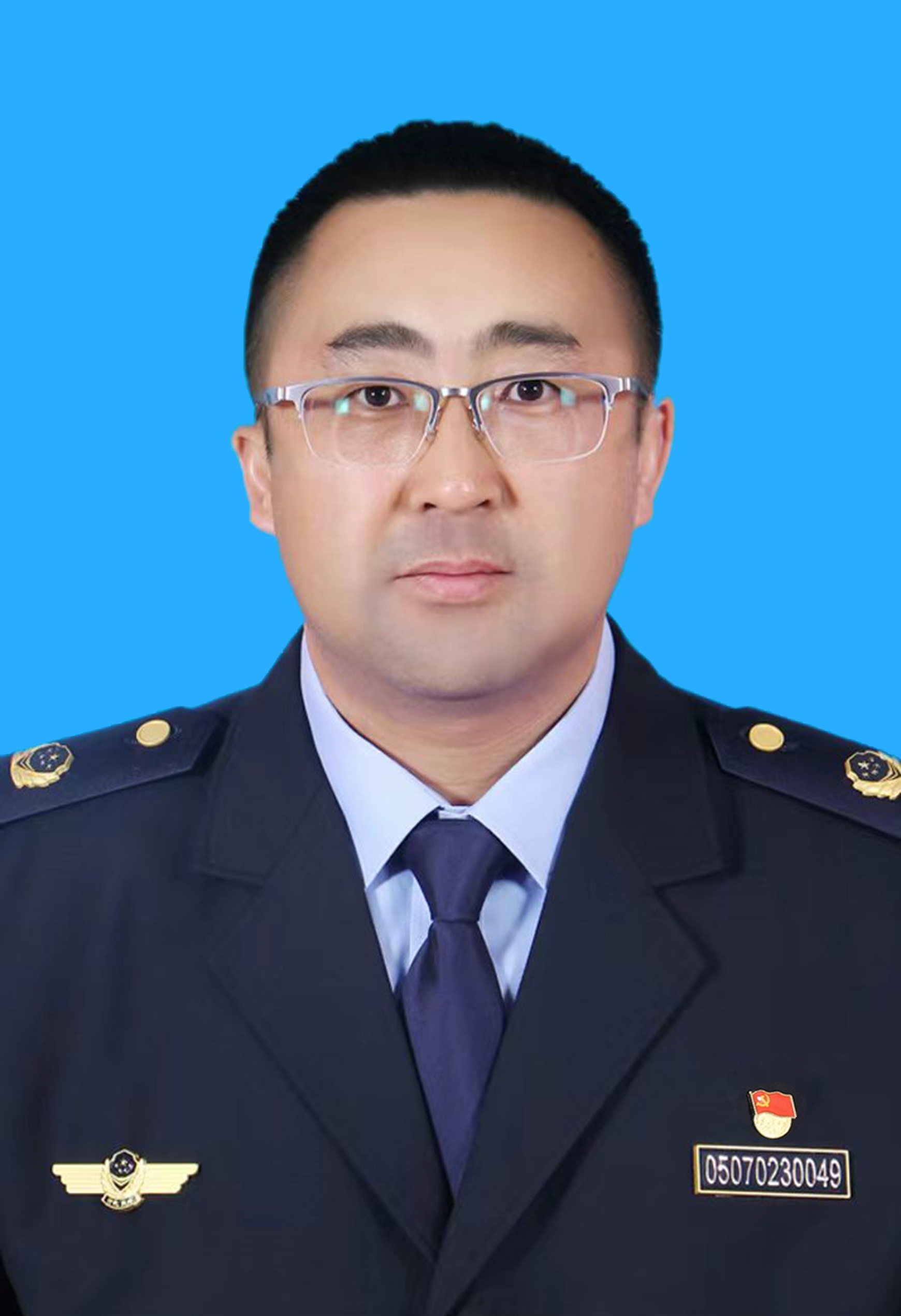 崔旭东