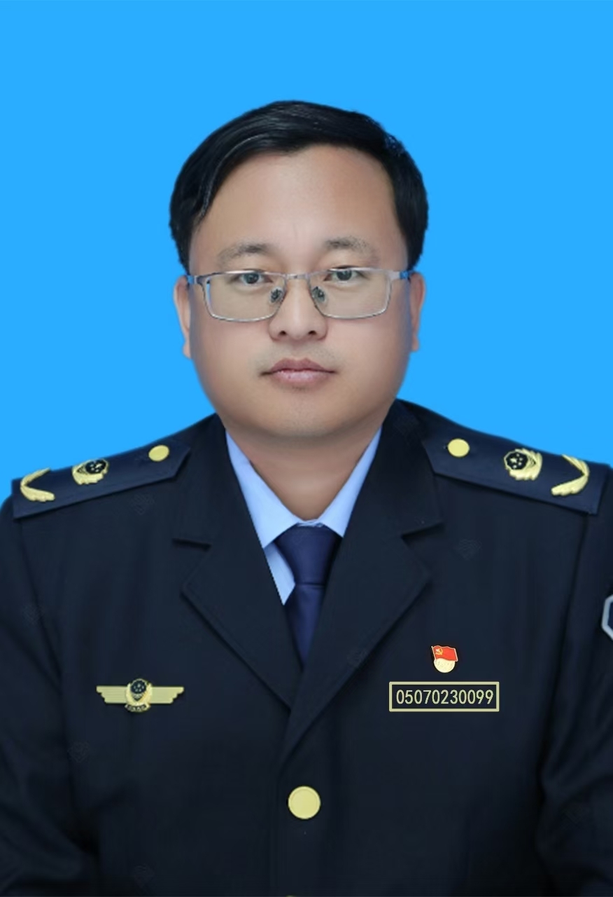 倪利平